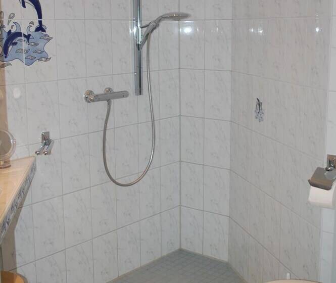 פנסיון Gaestehaus Kemper