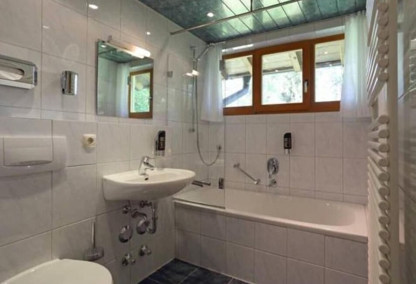 פנסיון Gaestehaus Kemper