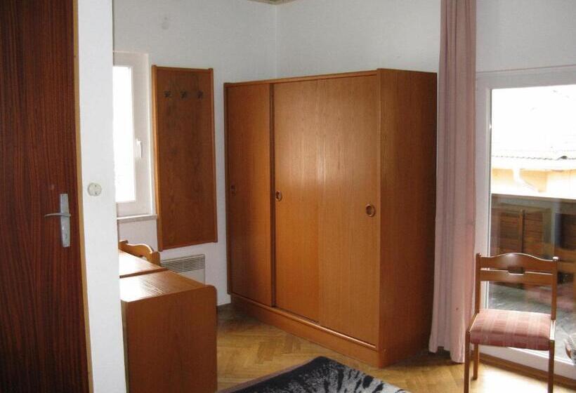 פנסיון Gasthof Laggner