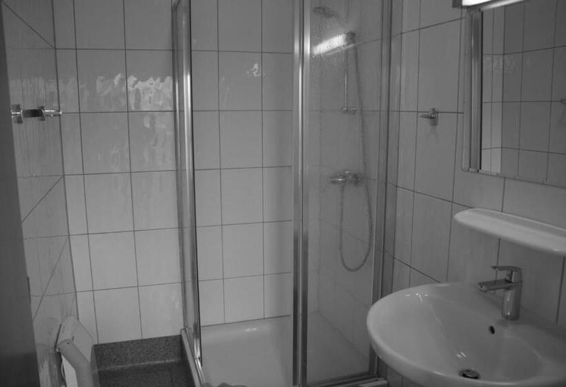 פנסיון Gasthof Laggner