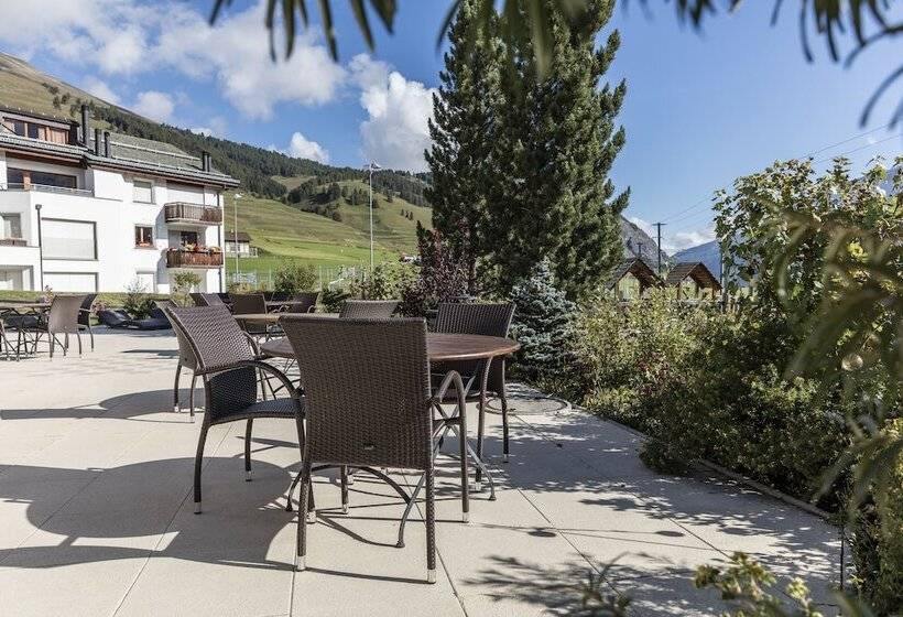 ペンション Gästehaus Convict Zuoz