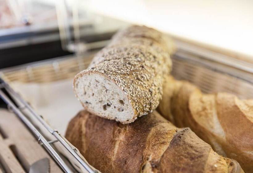 ペンション Gästehaus Convict Zuoz