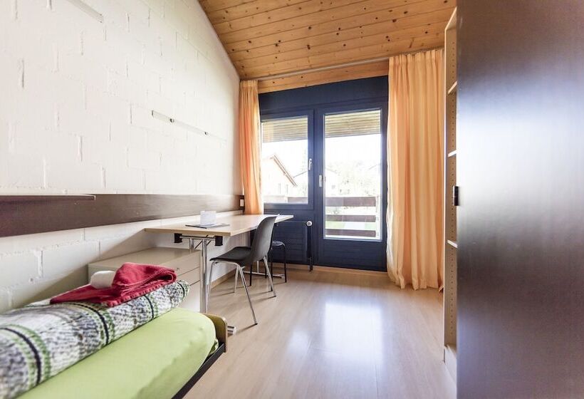 ペンション Gästehaus Convict Zuoz