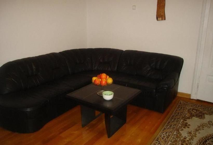 ペンション Guesthouse Daniel