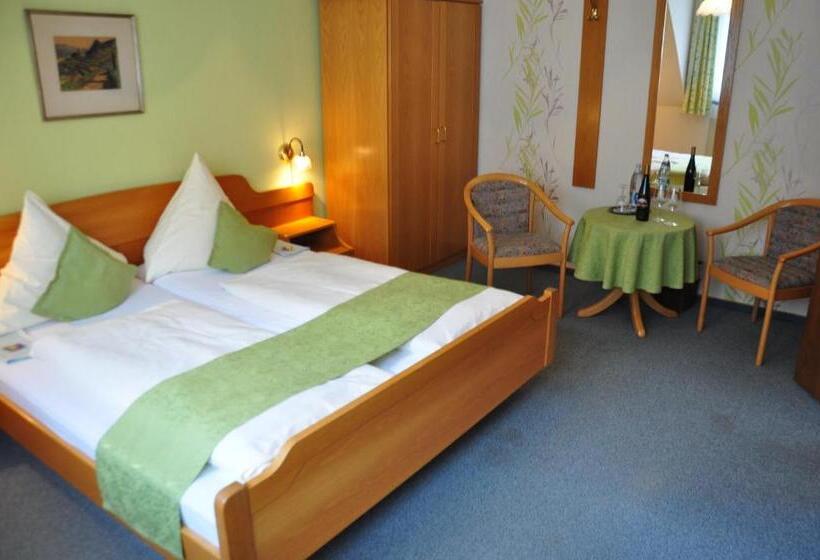 פנסיון Gutsschänke Sennerhof