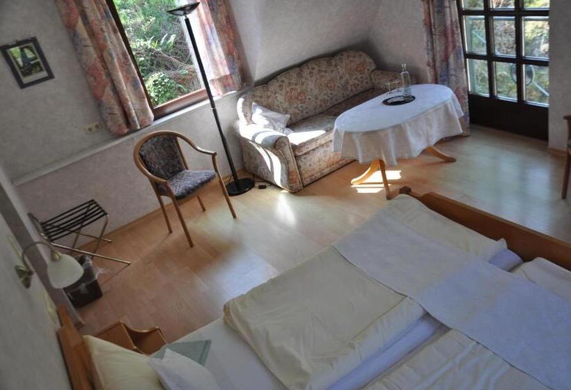 بنسيون Gutsschänke Sennerhof