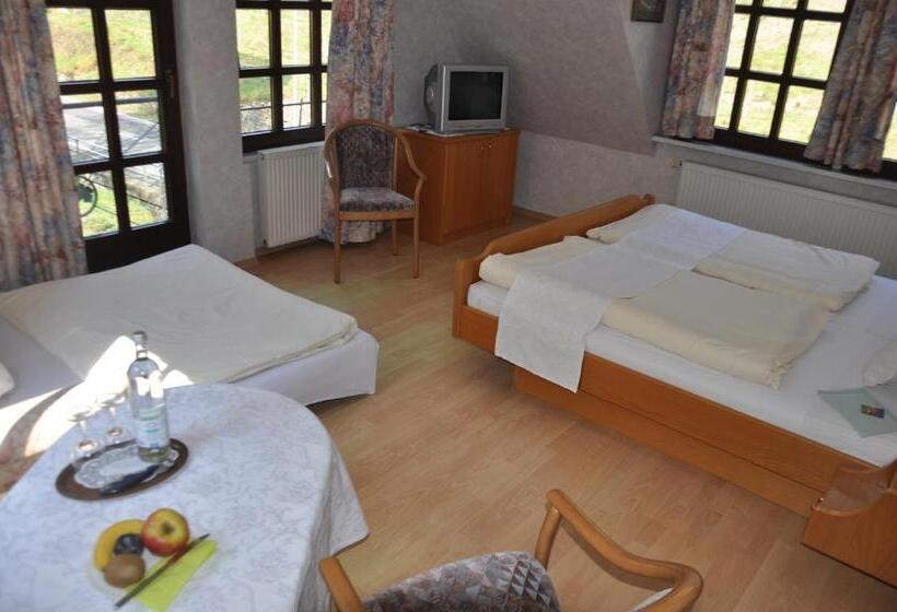 פנסיון Gutsschänke Sennerhof