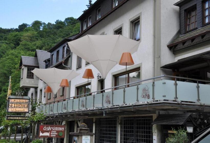 بنسيون Gutsschänke Sennerhof