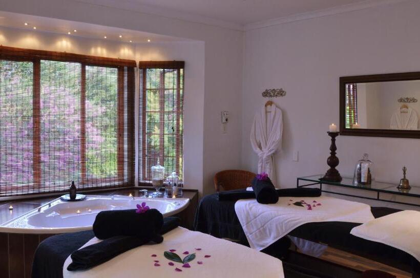 Пансион Highgrove House Country Hotel, Restaurant, Farm & Spa