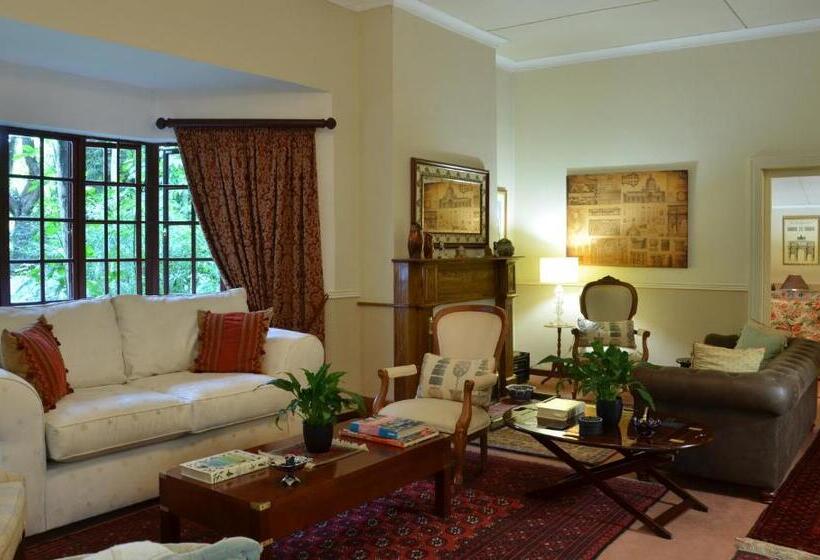 Пансион Highgrove House Country Hotel, Restaurant, Farm & Spa