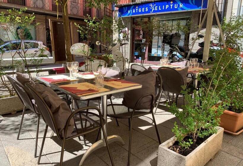ペンション Hostal Del Ripollès