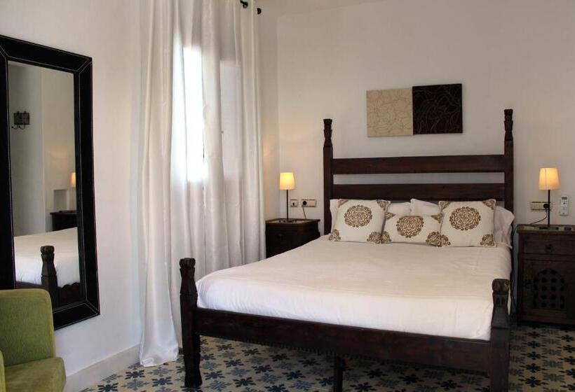 Пансион Hostal Extramuros