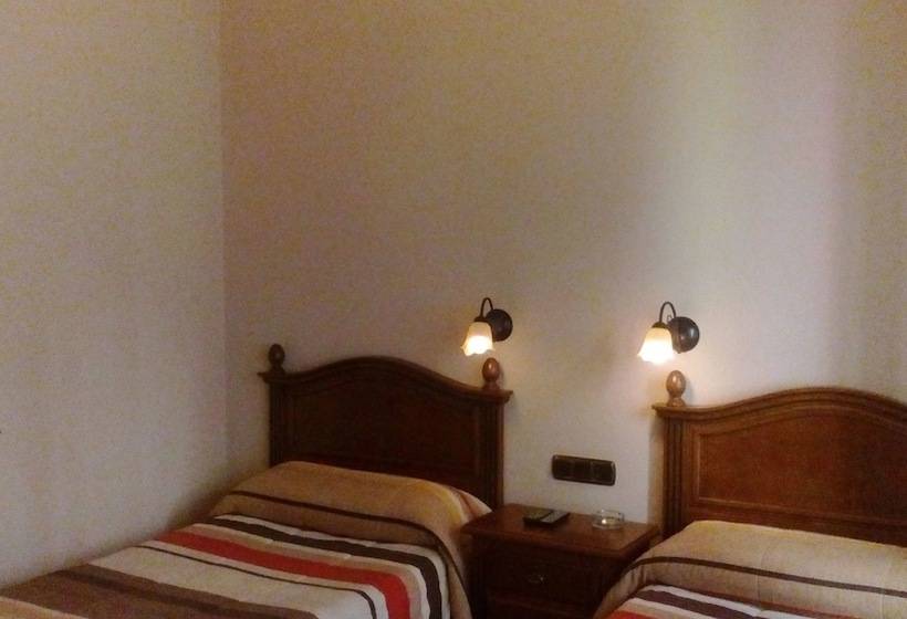 پانسیون Hostal Granada