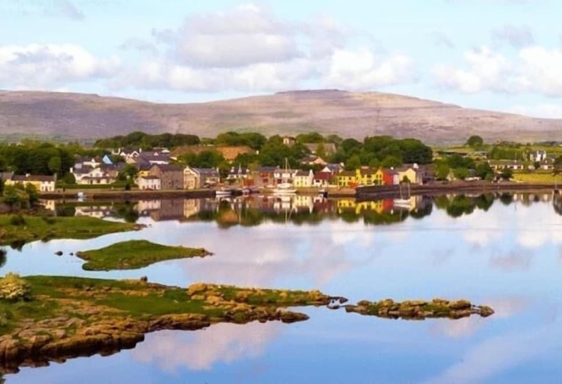 بنسيون Kinvara Guesthouse