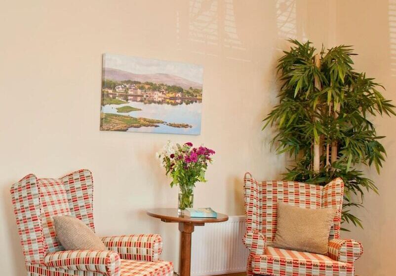 بنسيون Kinvara Guesthouse