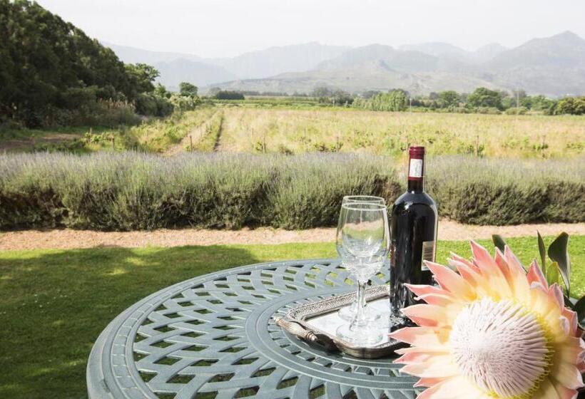 پانسیون Klein Waterval Riverside Lodge