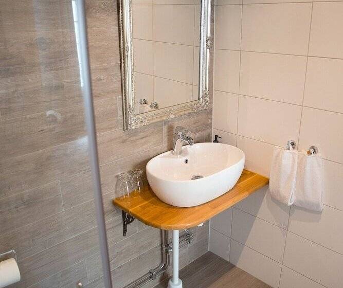 Пансион L Vaxblekaregården