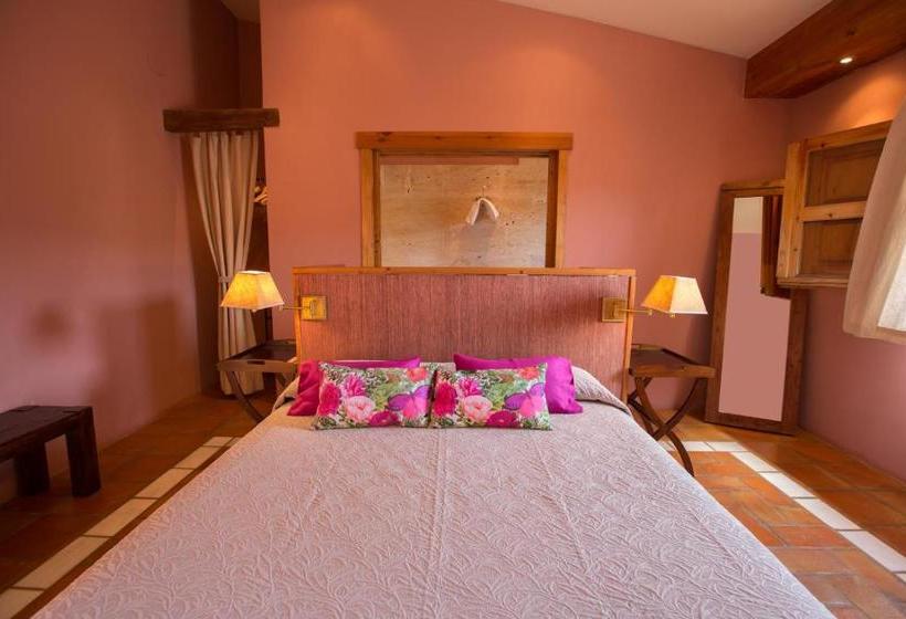 بنسيون La Posada Del Corralón