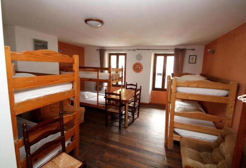 פנסיון La Ptite Auberge