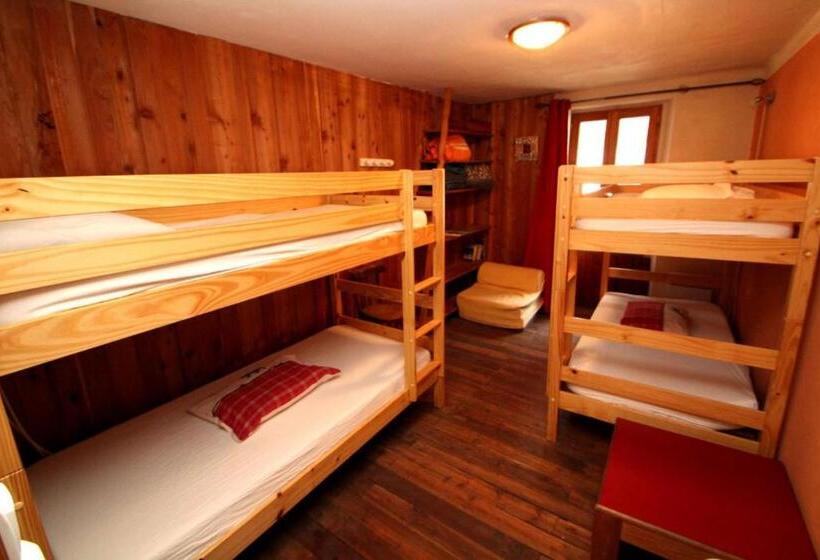 פנסיון La Ptite Auberge