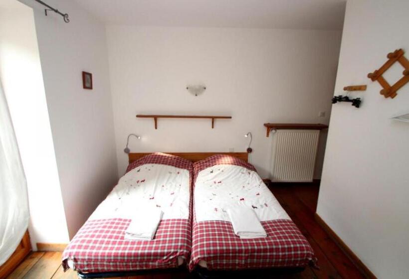 פנסיון La Ptite Auberge