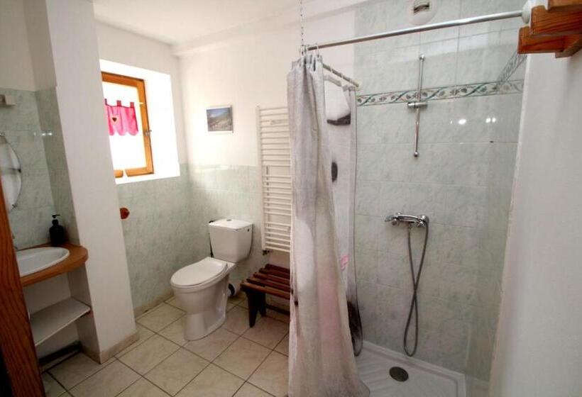 פנסיון La Ptite Auberge