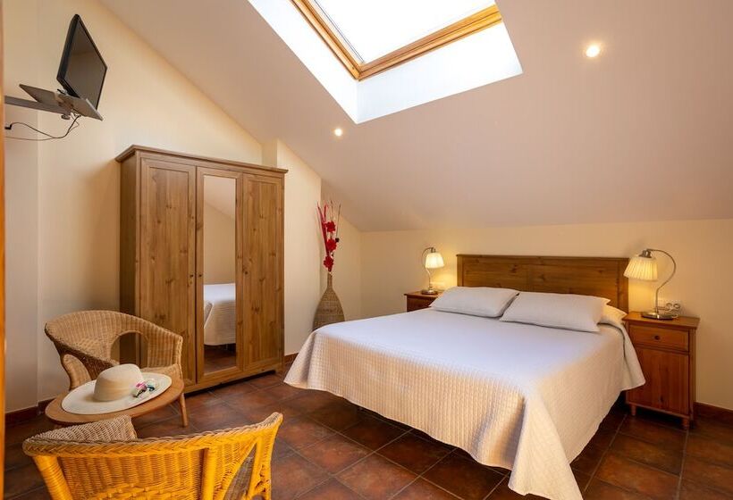 بنسيون Posada El Trasmerano