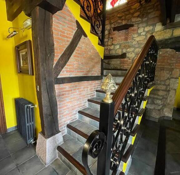 پانسیون Posada La Llosa De Viveda   Adults Only