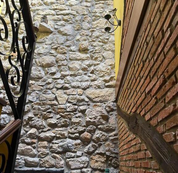 پانسیون Posada La Llosa De Viveda   Adults Only