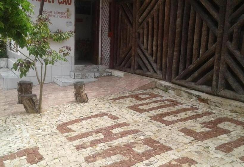 פנסיון Pousada Chalé Suiço