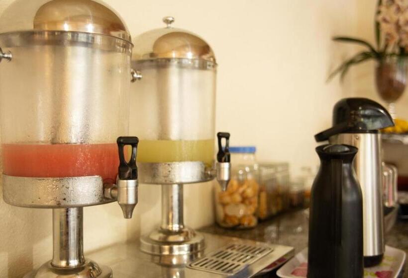 פנסיון Pousada éphira