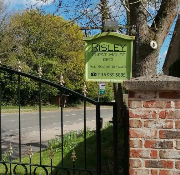 Пансион Risley Guest House