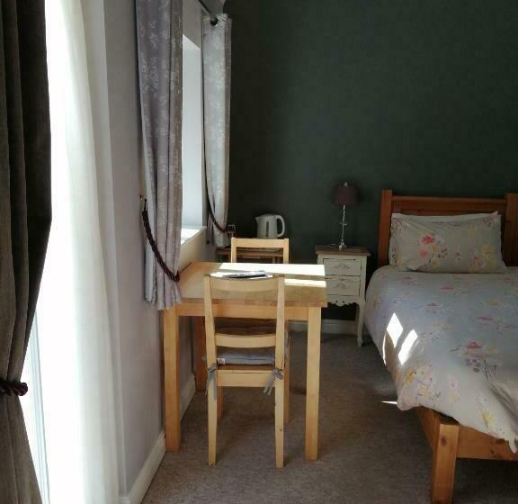 Пансион Risley Guest House