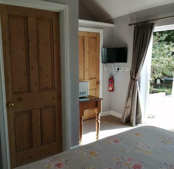 Пансион Risley Guest House