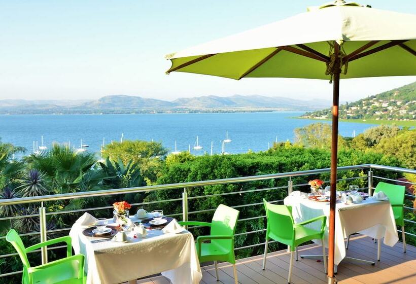 بنسيون Stirling Manor Boutique Guest House