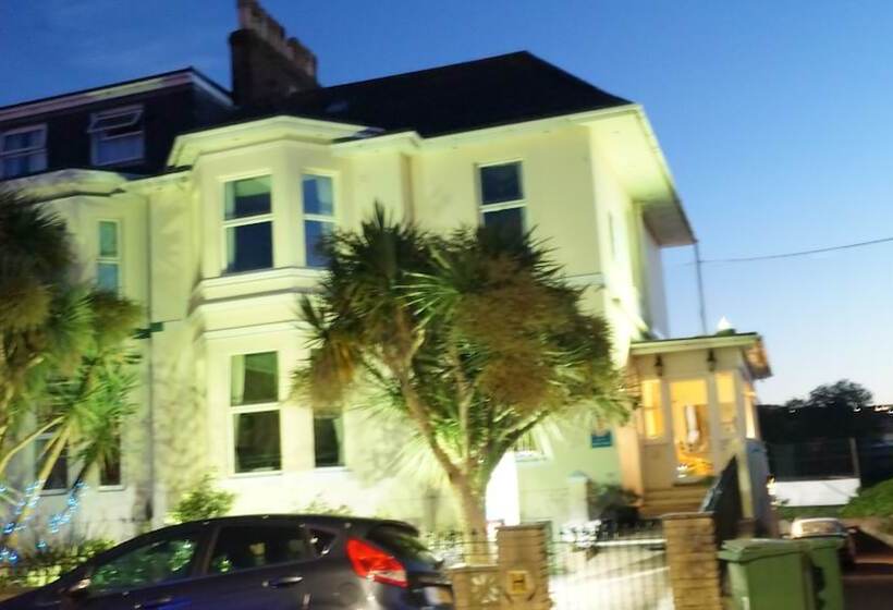 پانسیون The Ashleigh