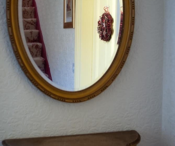 펜션 The Poplars Boutique Bb