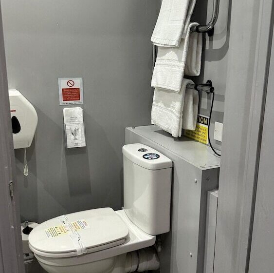 Пансион The Railway Sleeper Lodge