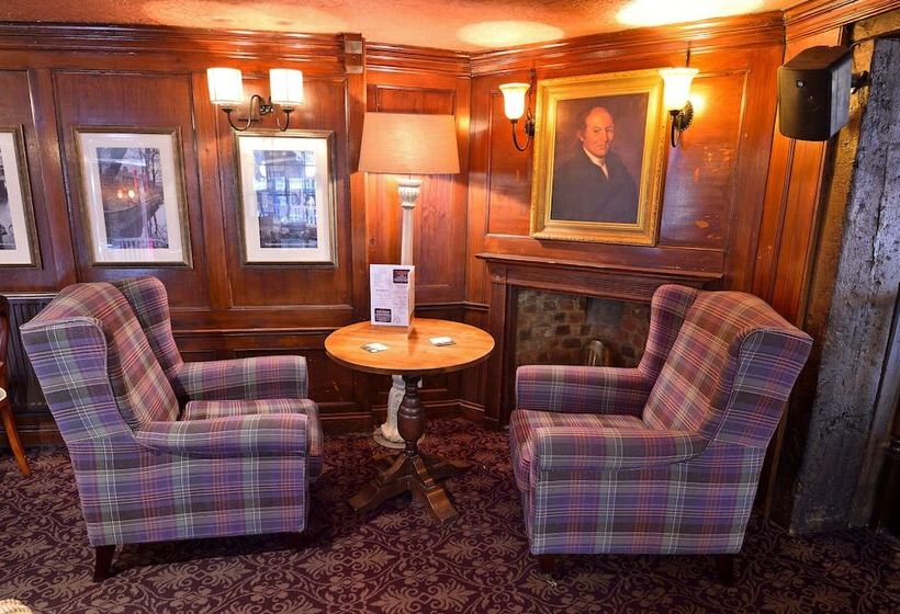 Пансион The Royal Victoria And Bull