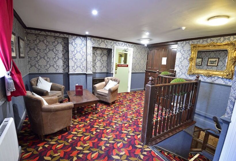 Пансион The Royal Victoria And Bull