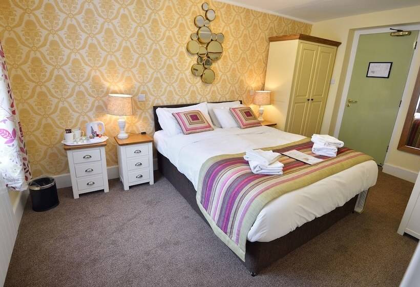 Пансион The Royal Victoria And Bull