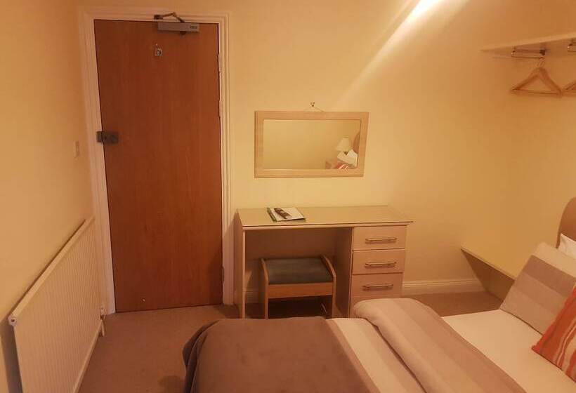 Пансион The Trelinda Guest House