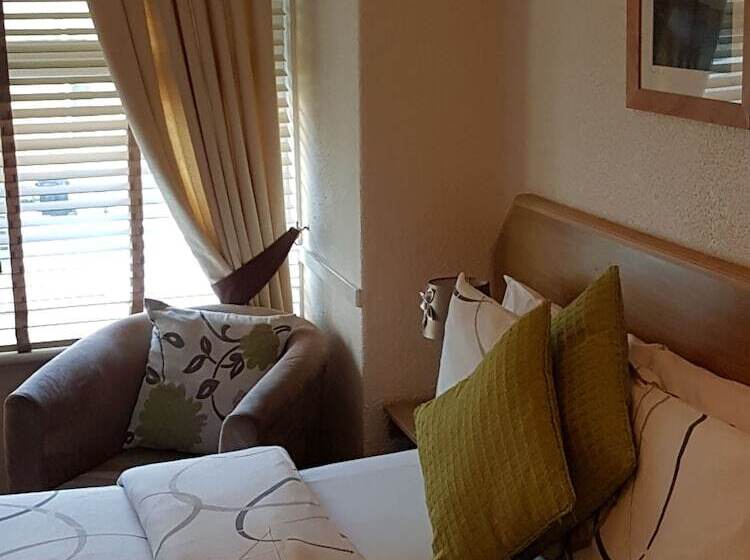 Пансион The Trelinda Guest House