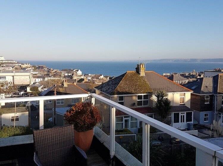 Пансион The Trelinda Guest House