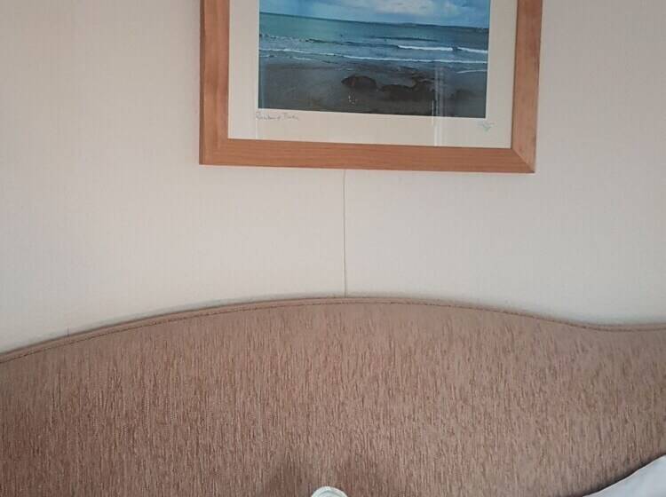 Пансион The Trelinda Guest House