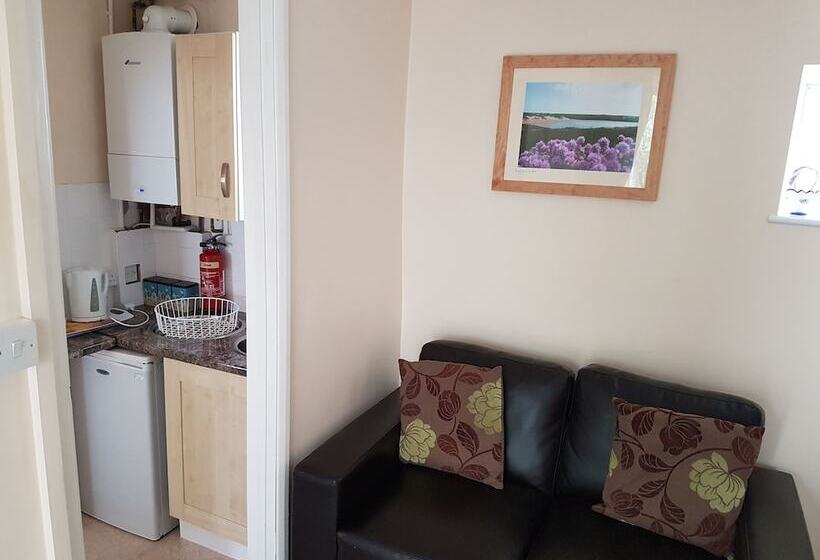 Пансион The Trelinda Guest House