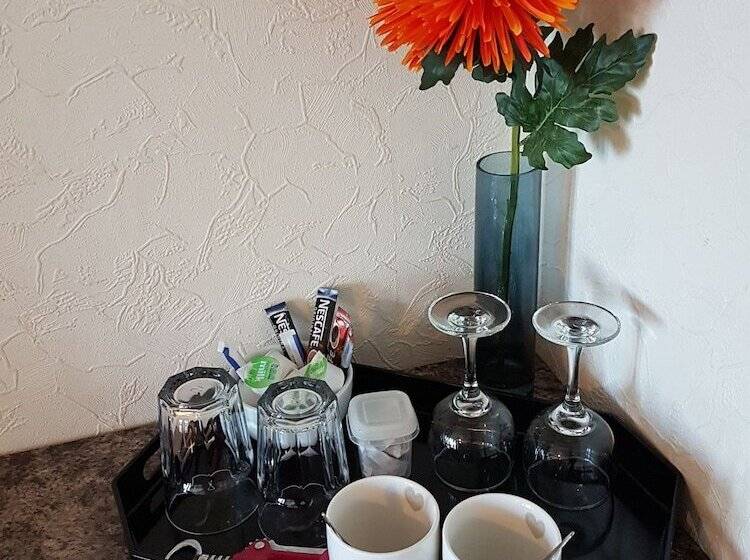 Пансион The Trelinda Guest House