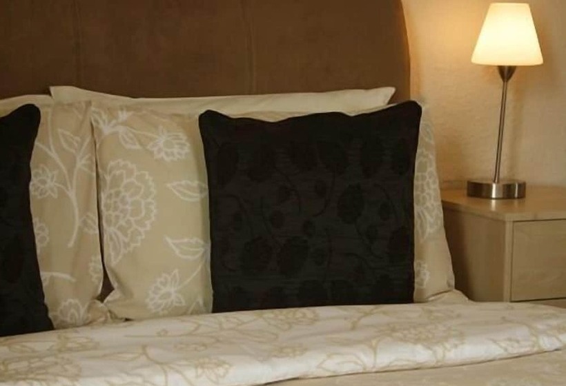 Пансион The Trelinda Guest House