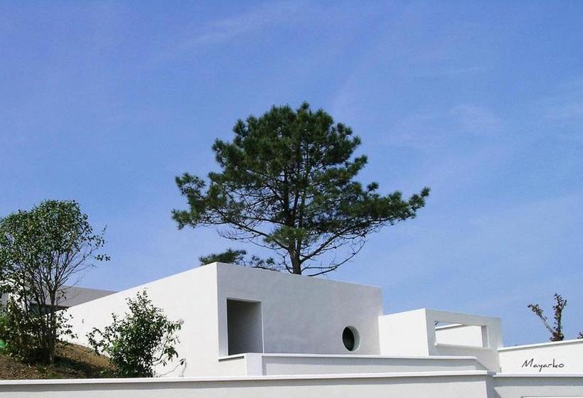 פנסיון Villa Mayarko Lafitenia Resort