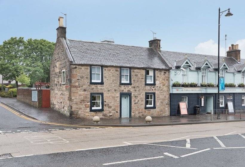 Пансион West Port